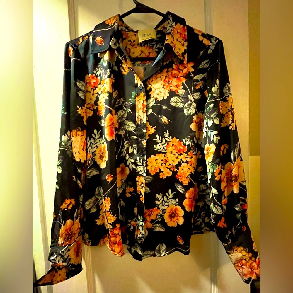 Elie Tahari Button Down Floral Shirt